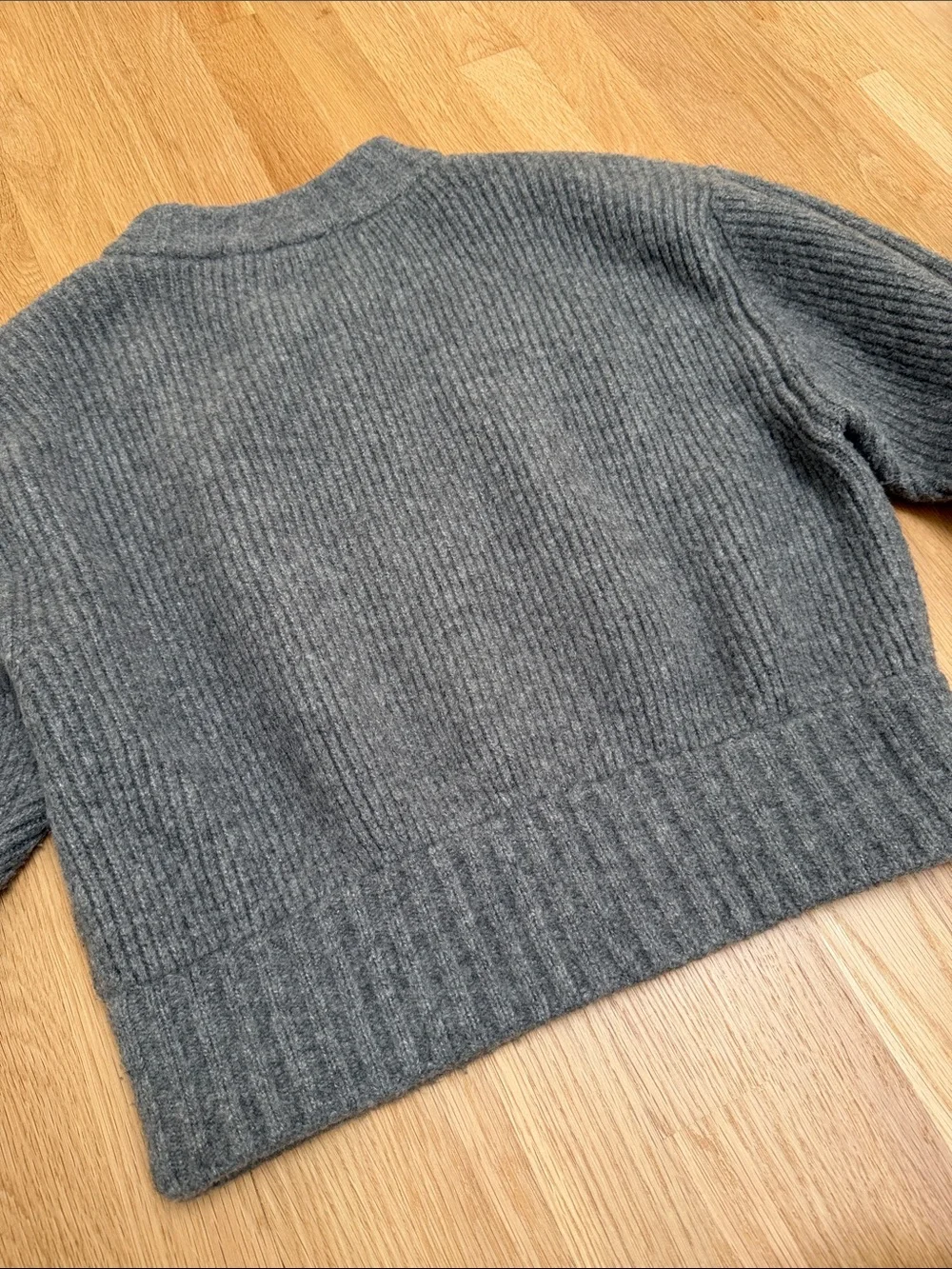 Zara Zippered Knit Cardigan Bomber Jacket Gray Silver Boxy Sweater Size S